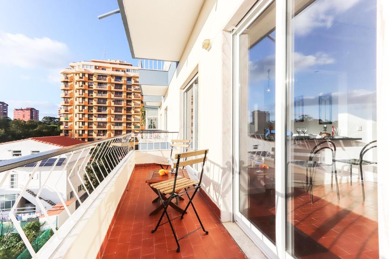 Espectacular Apartamento Na Praia A 20 Min De Lisboa كوستا دا كاباريكا المظهر الخارجي الصورة